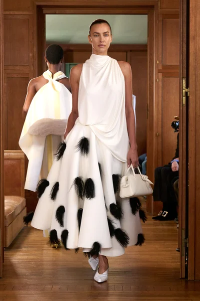 Look 33